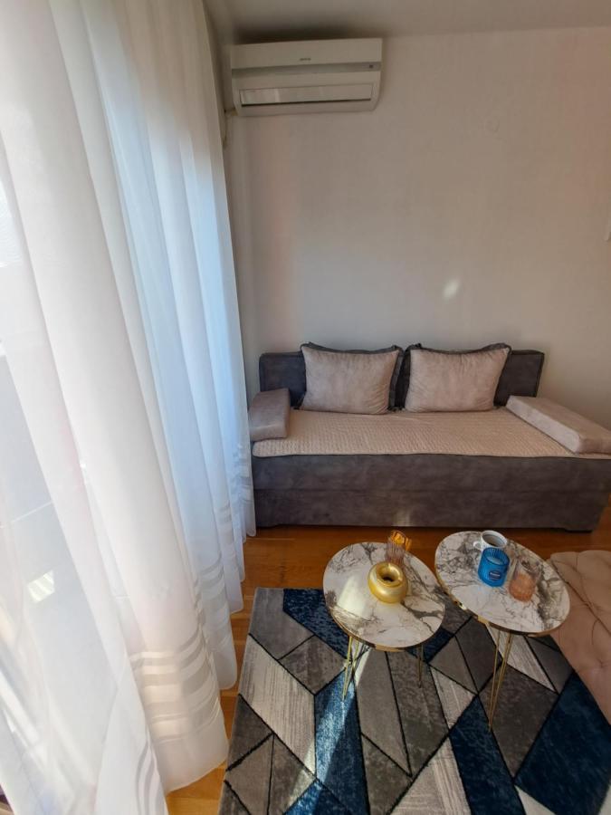Hana Apartment Podgorica Bagian luar foto