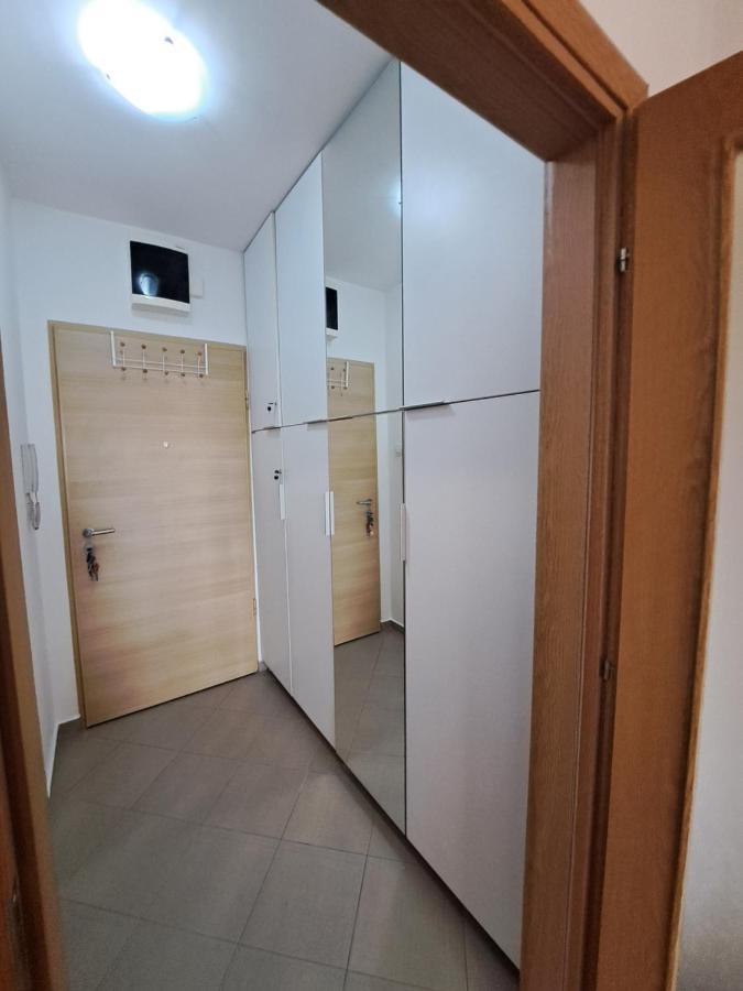 Hana Apartment Podgorica Bagian luar foto