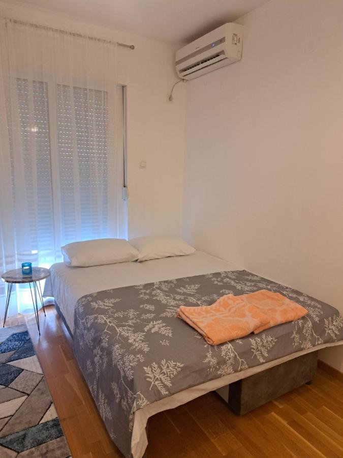 Hana Apartment Podgorica Bagian luar foto